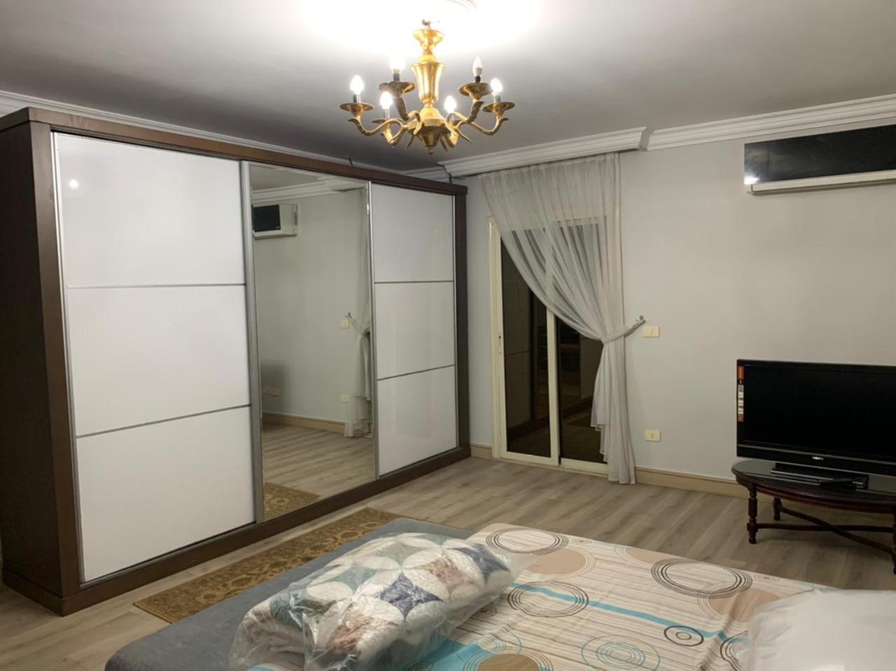 Apartment Luxury & Comfortable In Mohandseen *