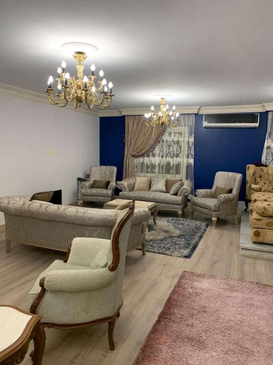 Apartment Luxury & Comfortable In Mohandseen *