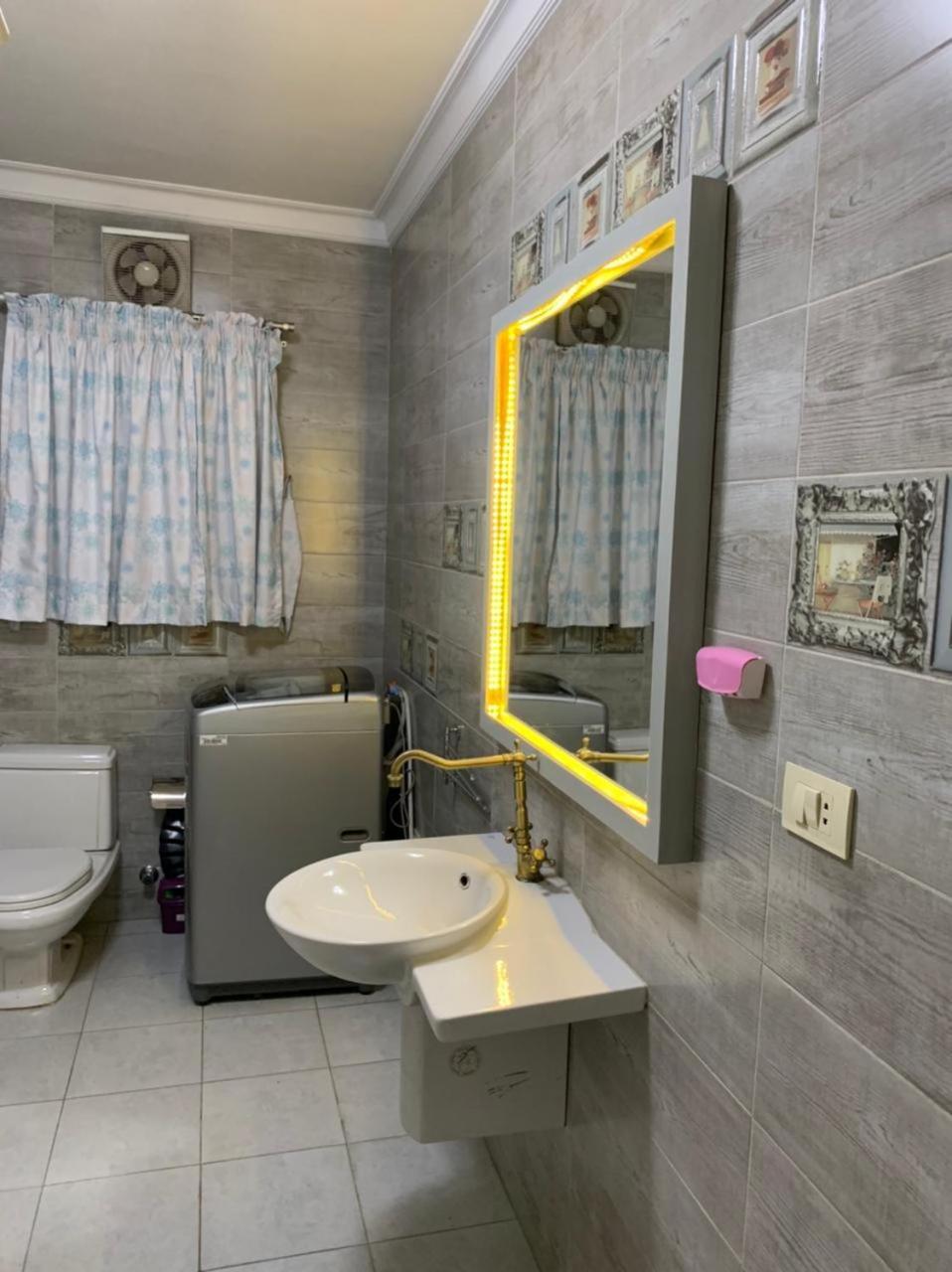 Luxury & Comfortable In Mohandseen * Cairo